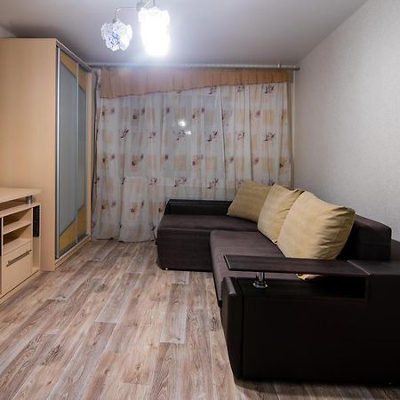 Apartment Street Trostyanetskaya Kijów Zewnętrze zdjęcie